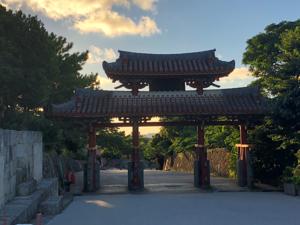 門