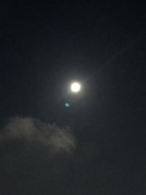 満月