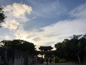 門