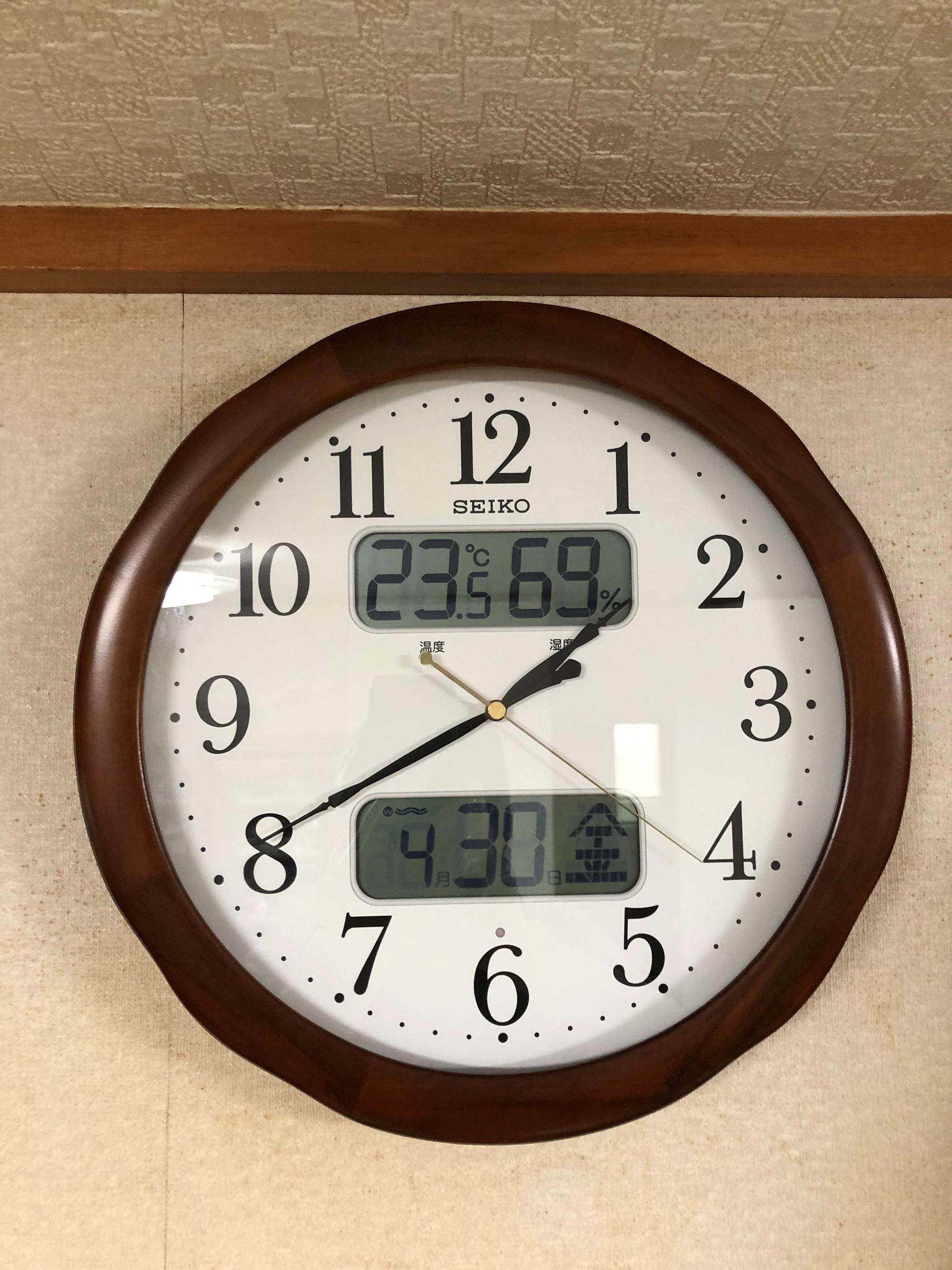 電波時計です