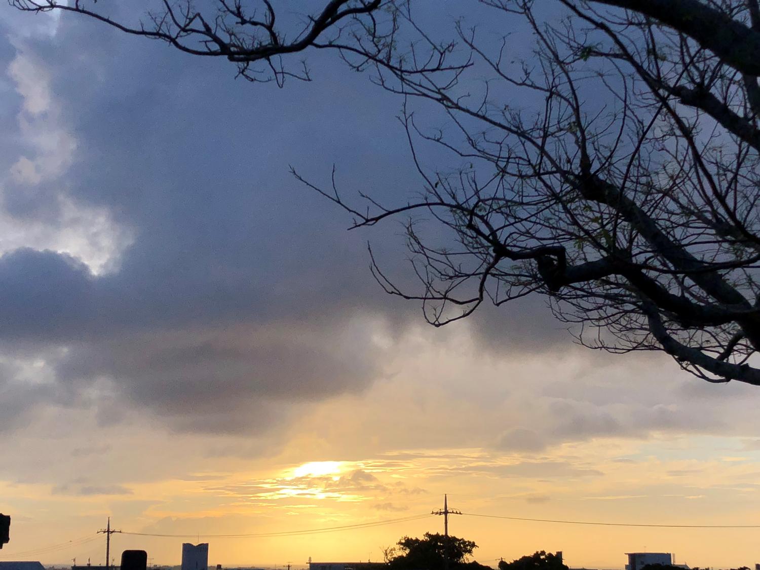 昨日の１７時４４分　雨が降る前です
