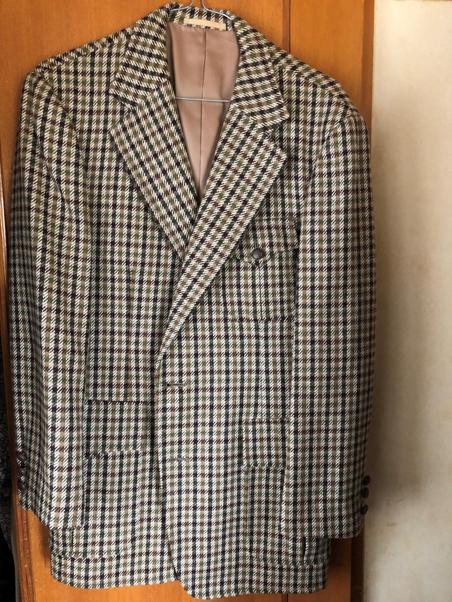 浪人時代に東京への受験のため買ってもらったスーツ