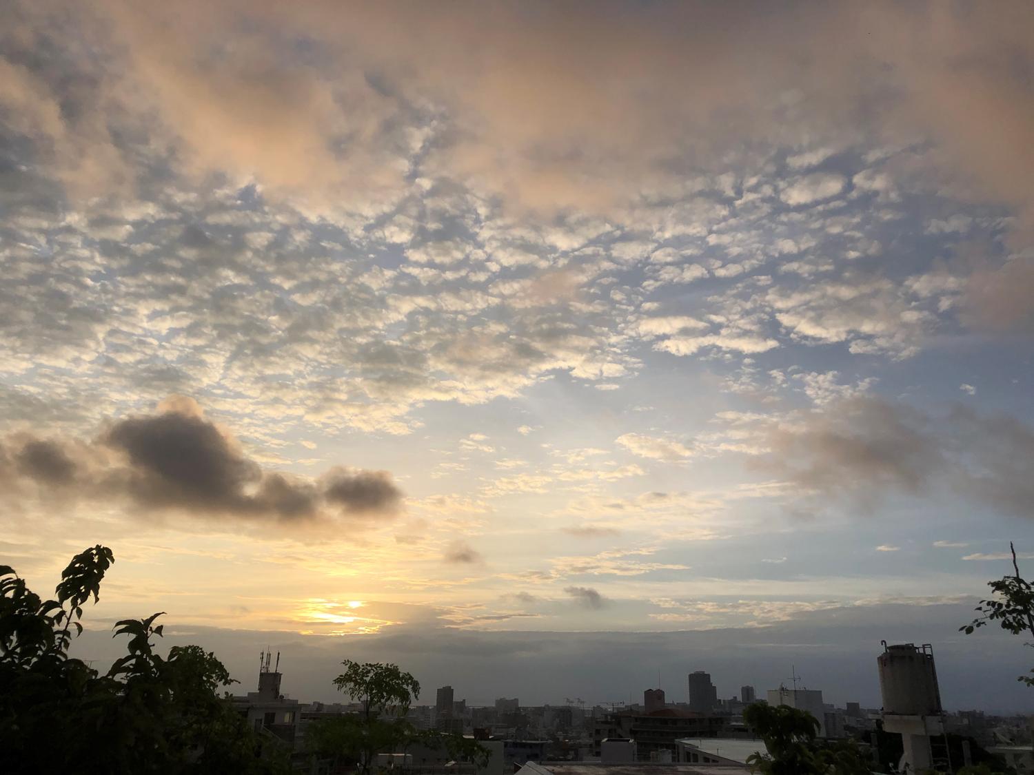 イェスタディの１８時５２分