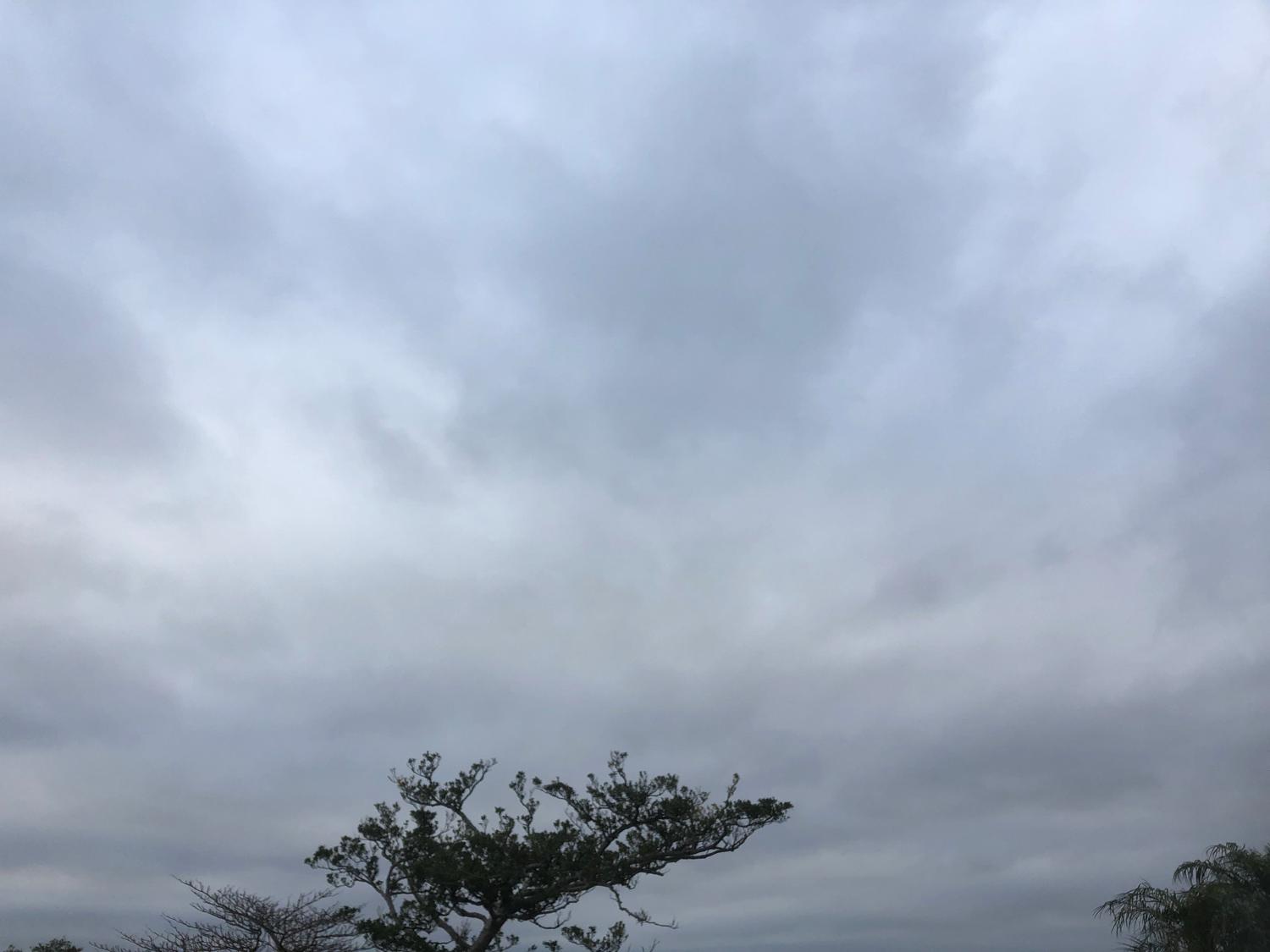 イェスタディの１６時５２分