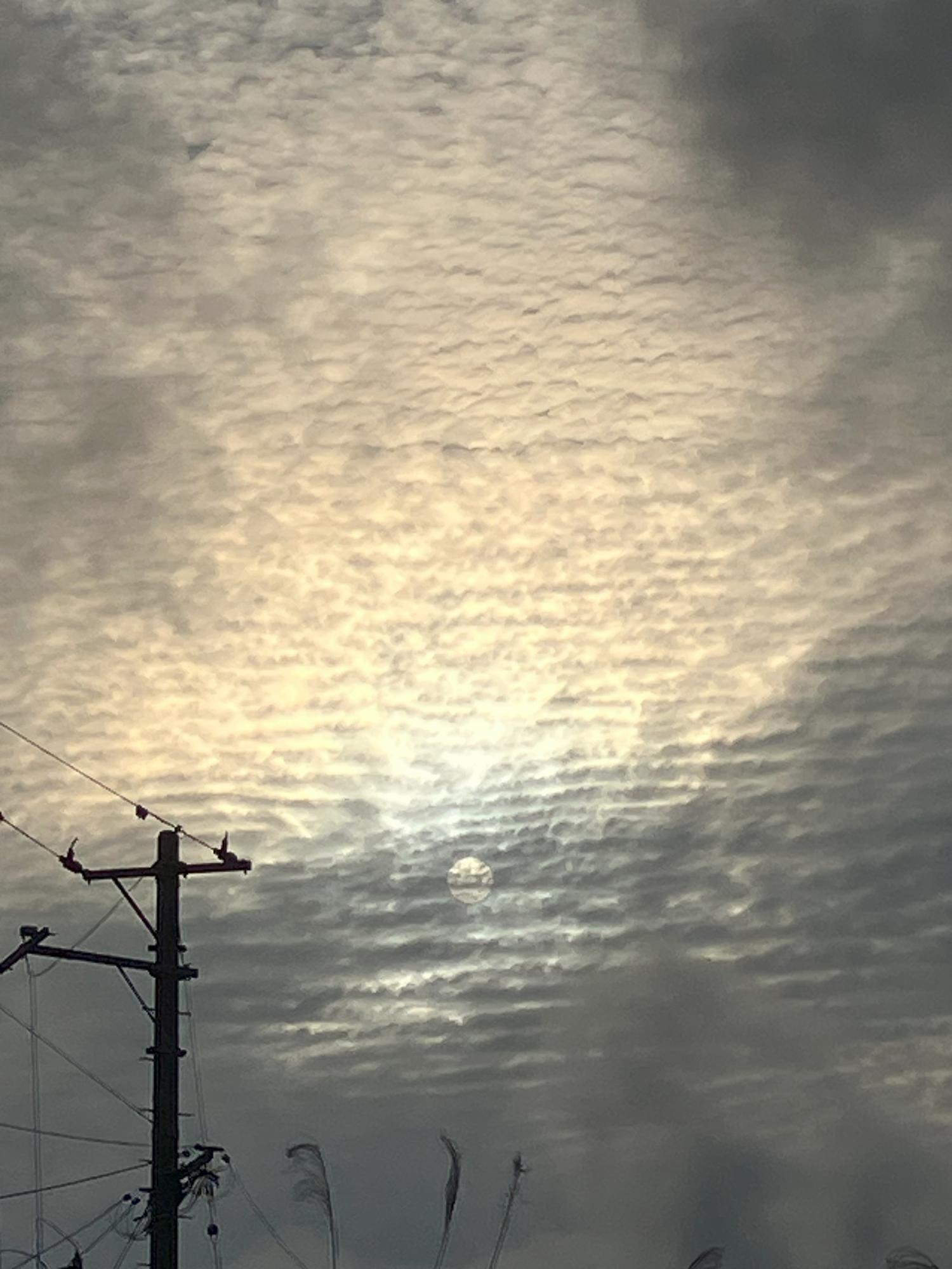 昨日の１７時３７分の太陽