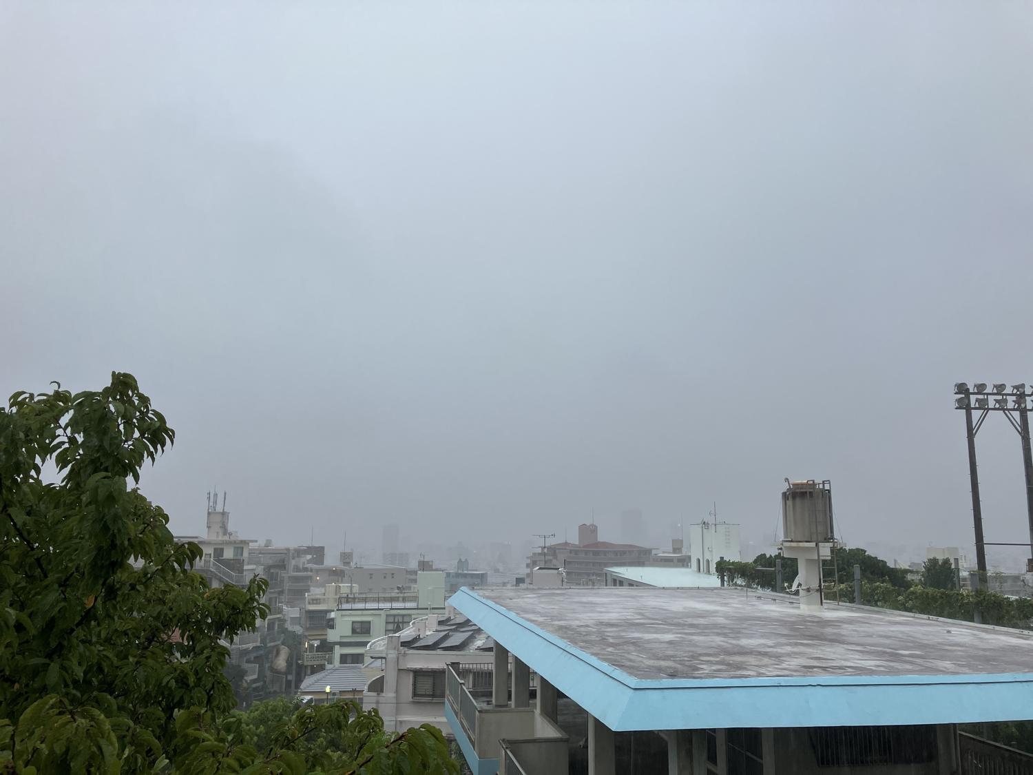 イェスタディの１７時１６分