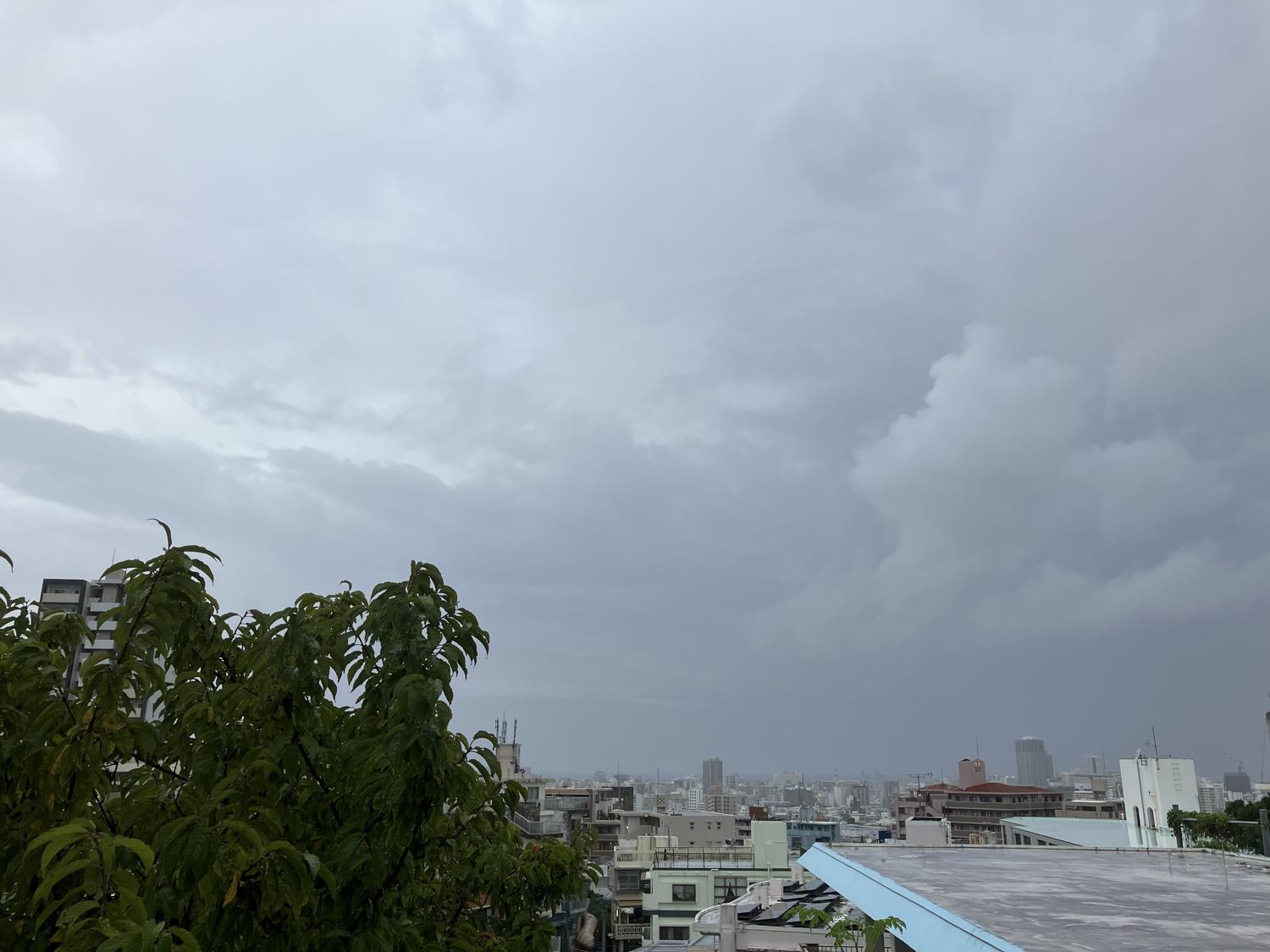 イェスタディの１８時２４分