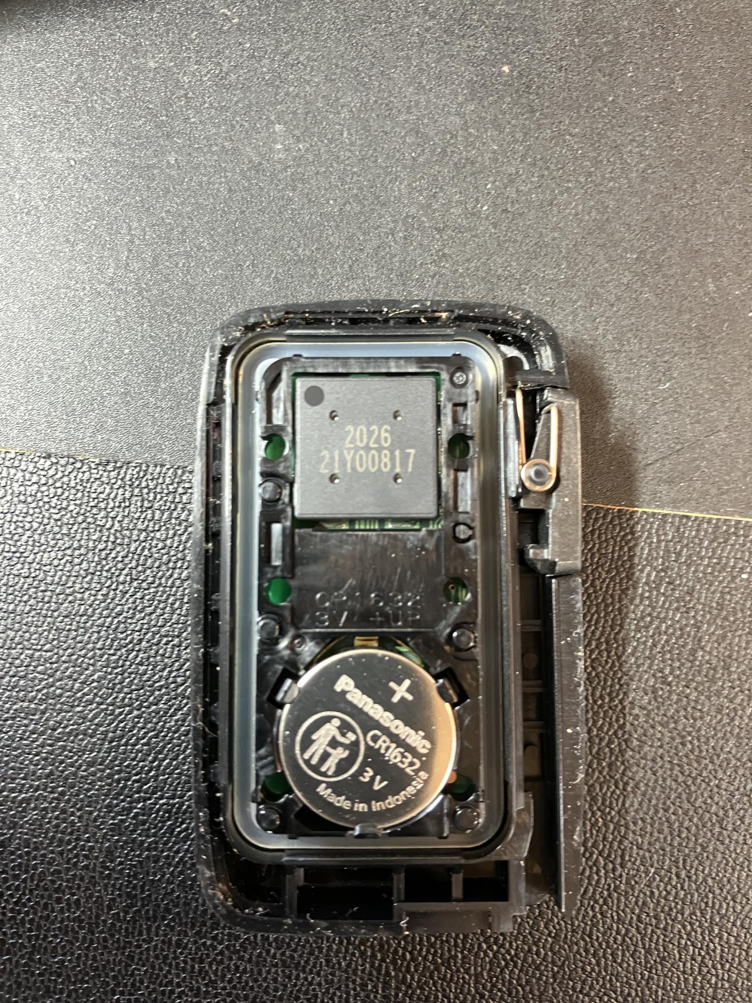 効かない電池を交換した