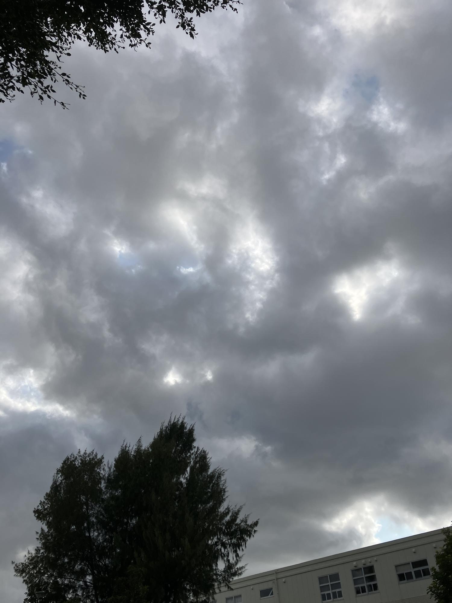 イェスタディの１５時５６分