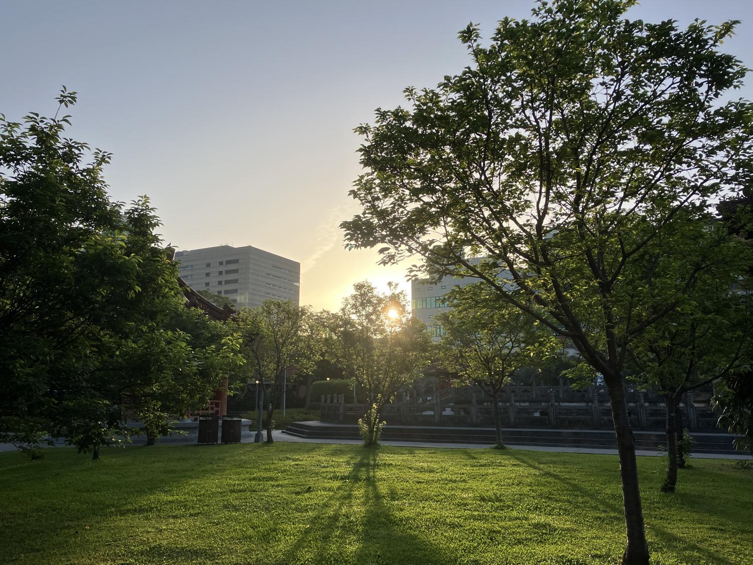イェスタディの６時０１分