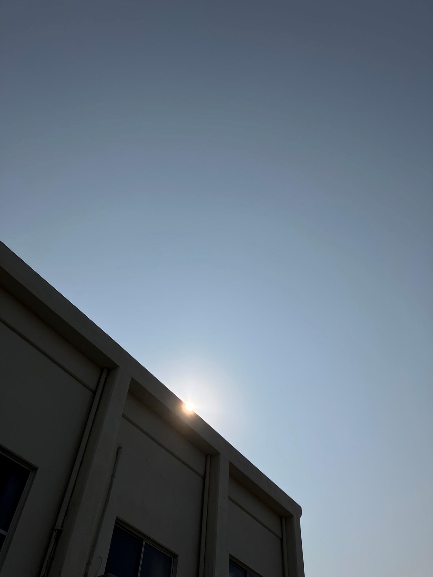 イェスタディの１６時００分