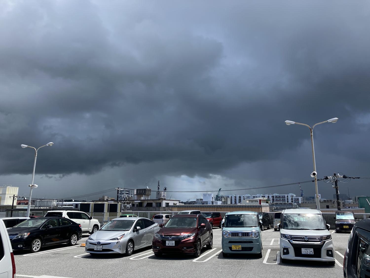 積乱雲が近づく