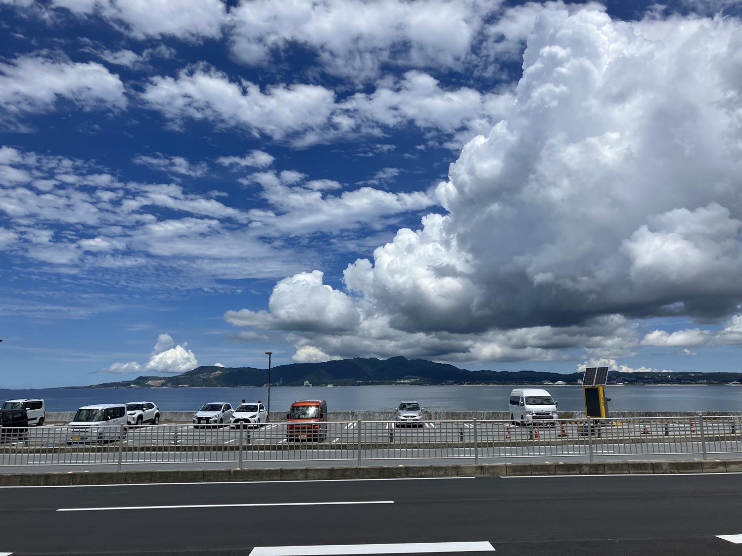 １２時０６分　名護の道の駅